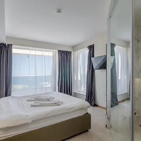 בית הארחה Ambra 4*