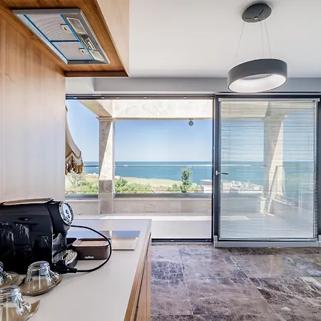 Ambra בית הארחה טיולנובו