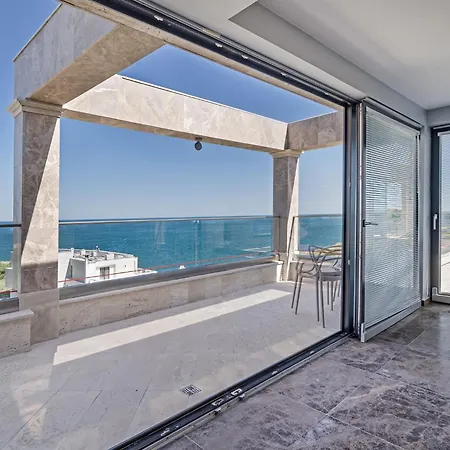 Ambra בית הארחה 4*