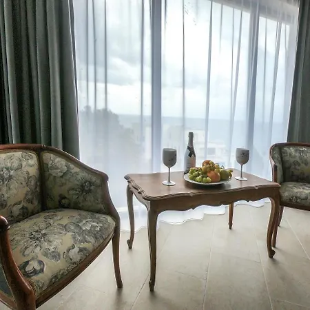 Ambra בית הארחה